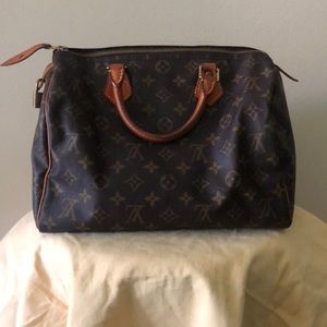 Louis Vuitton Speedy Bag